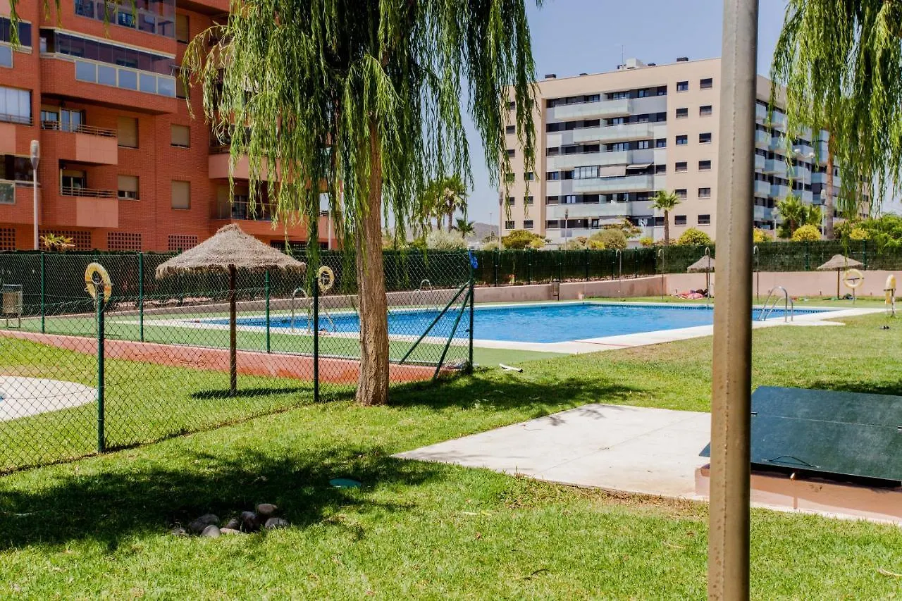 Apartamento Teatinos, Metro, Free Parking & Pool Apartment Malaga