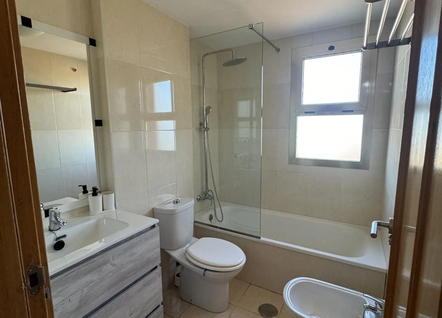 Apartamento Teatinos, Metro, Free Parking & Pool Apartment Malaga