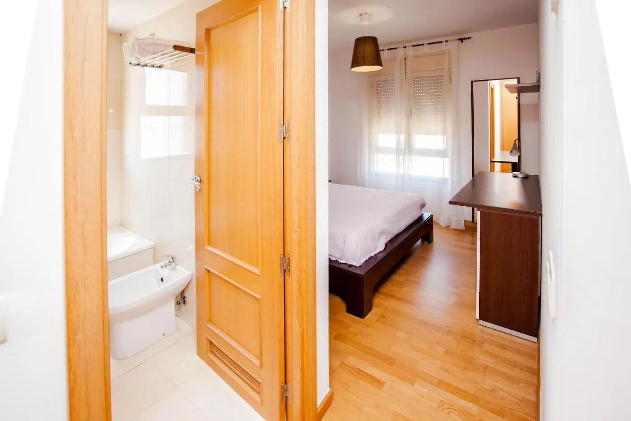 Apartamento Apartamento Teatinos, Metro, Free Parking & Pool Málaga